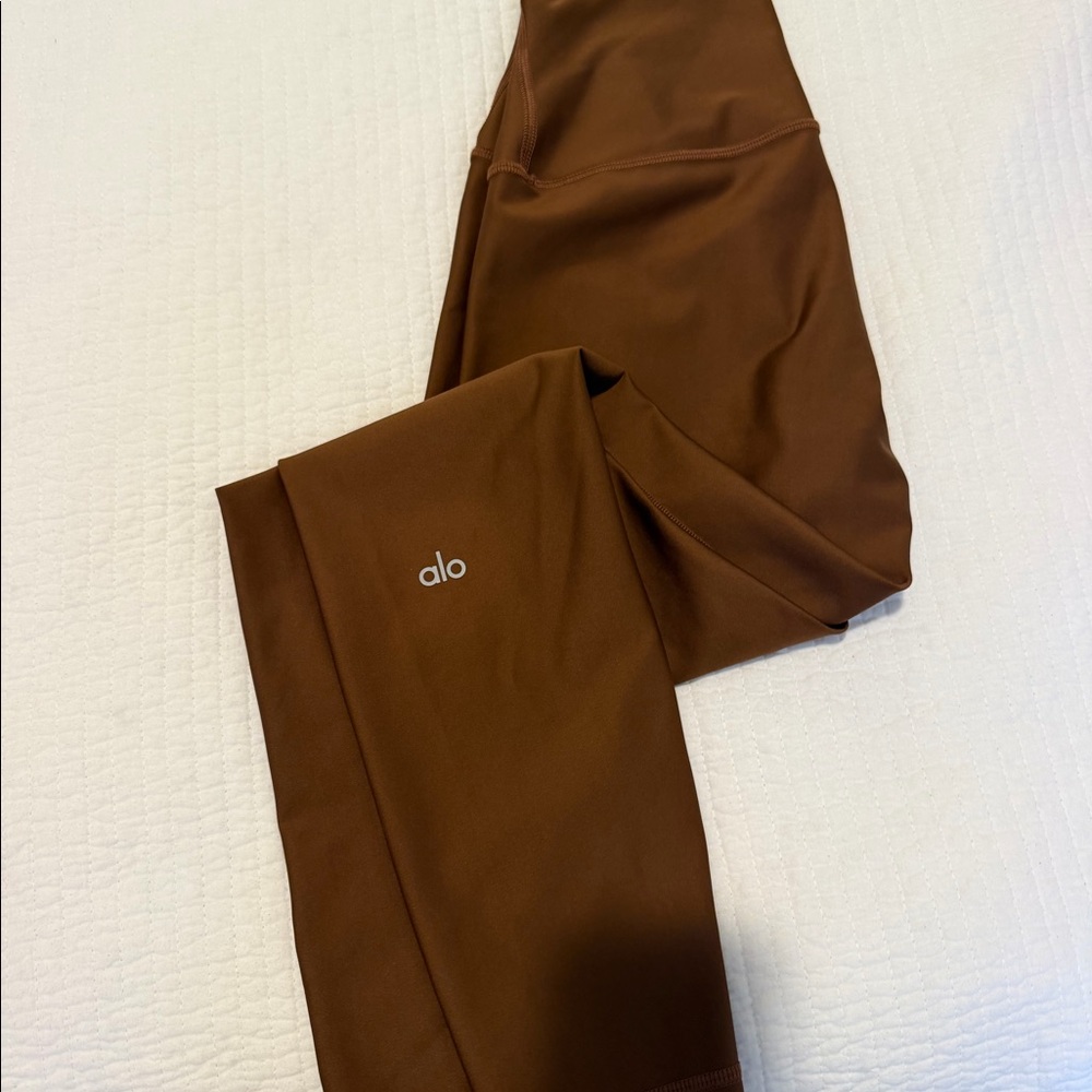 Alo Yoga Set - Picture 4 of 5